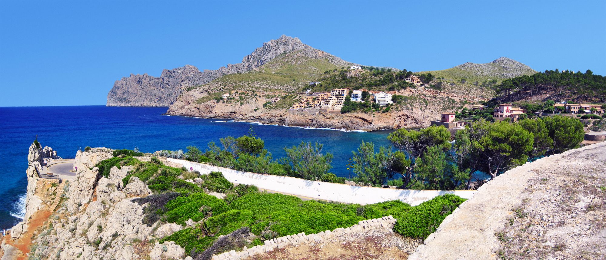 Cala Sant Vicenc Liveaboards
