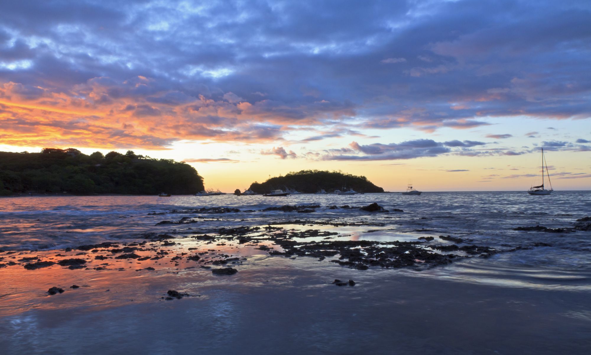 Playa Ocotal Liveaboards