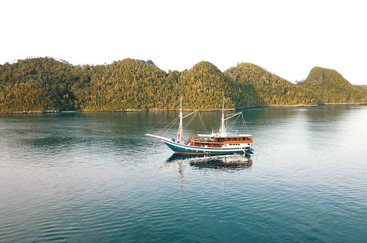 Raja Ampat Explorer