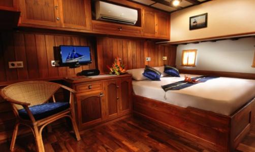 Double Cabin