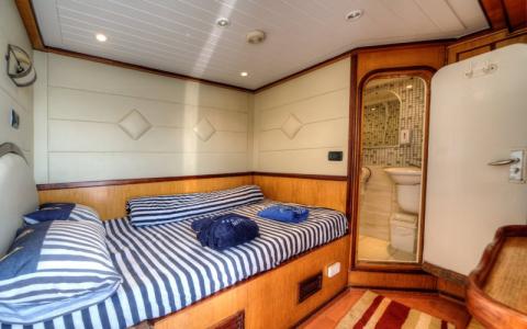 Double Cabins