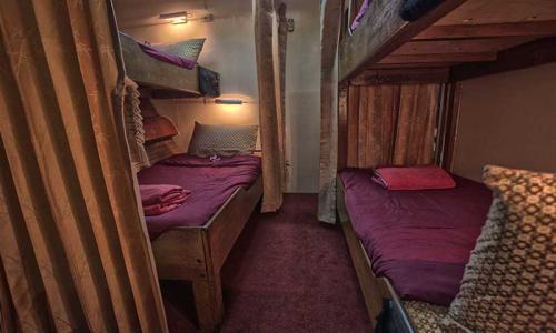 Quad Cabin