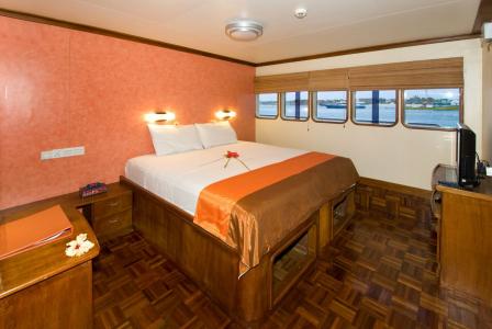 Superior Cabin