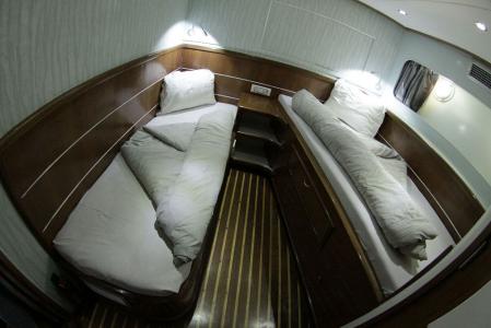 Twin-berth Cabin (Lower Deck)