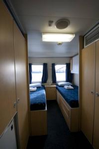 Double / Quad Cabin (1 & 2)