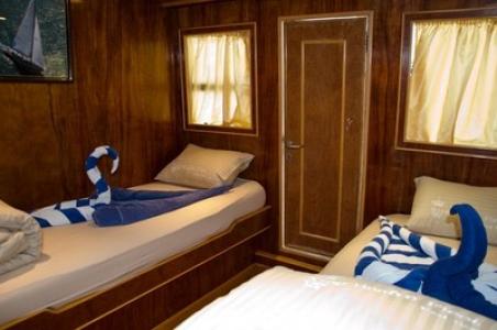 Twin Cabin