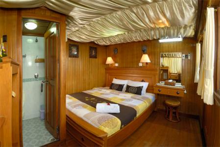 Deluxe Cabin (Lower Deck)