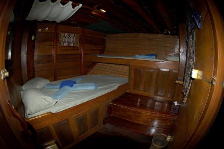 Double + Single Bed Cabin