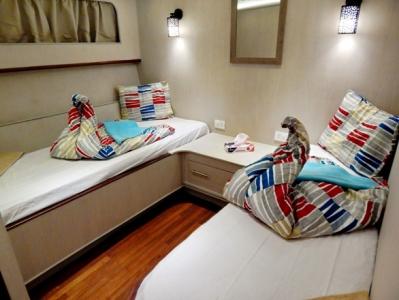 Twin Cabin