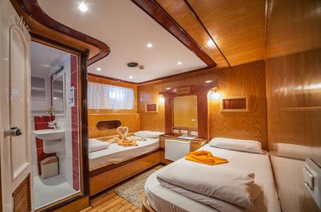 Twin Berth Cabin (Upper Deck)