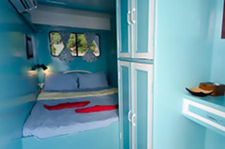 Double Cabin