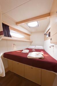 Double Cabin