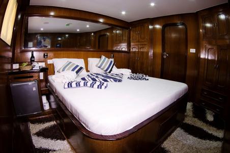 Honeymoon Suites (#7-9)