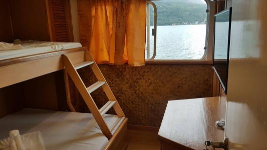 Upper Deck Twin Bunk Bed Cabin