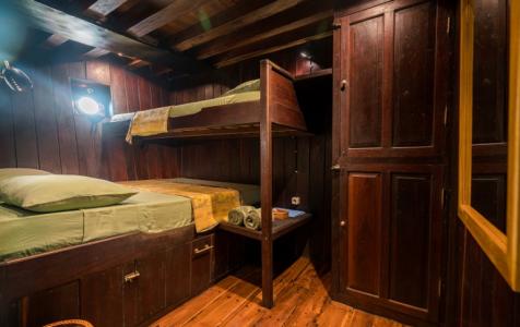 Double + Twin Bed Cabin