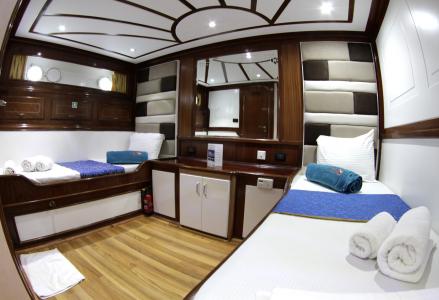 Twin-berth Cabin (Lower Deck)