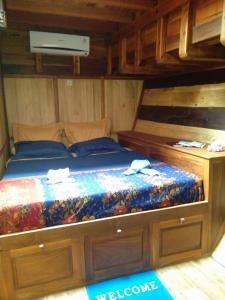 Double Cabin
