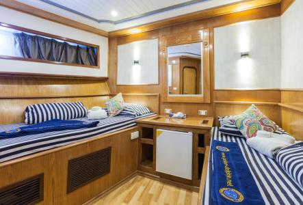 Twin Cabin