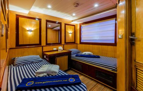 Twin Cabin