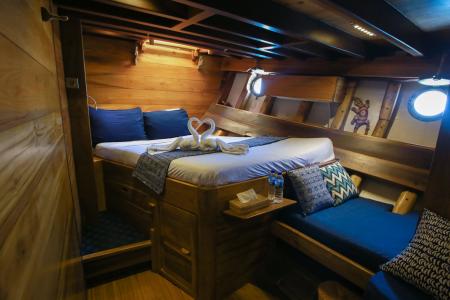 Double + Bunk Bed Cabin