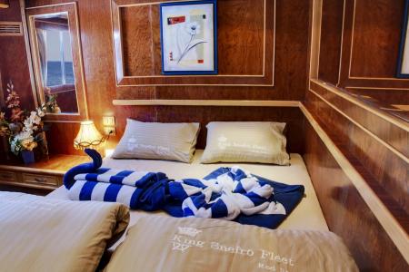 Double Cabin