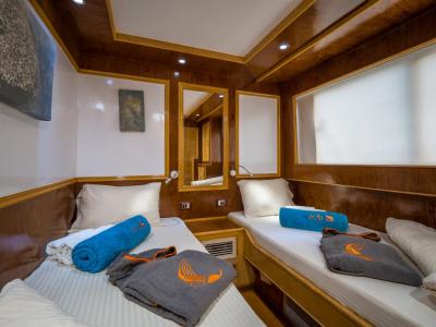 Twin Bed Cabin