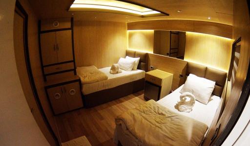 Twin Cabin