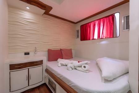 Double Cabin