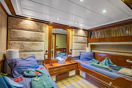 Twin Bed Cabin