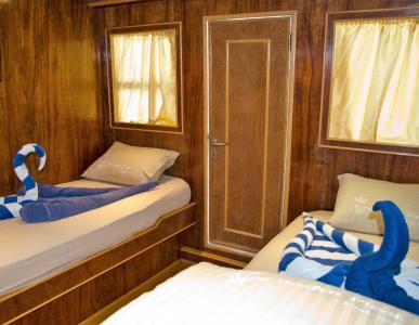 Twin Cabin