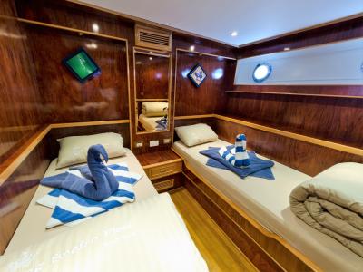 Twin Cabin