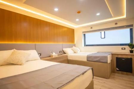 Jacuzzi Deck Suite