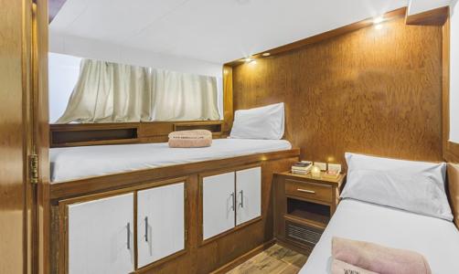 Twin Cabin
