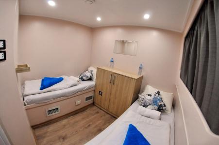 Twin Bed Cabin