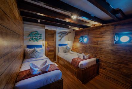 Twin Cabin