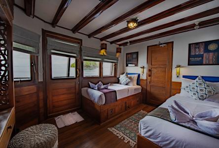 Twin Cabin