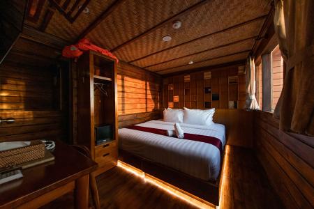 Double Bed Cabin
