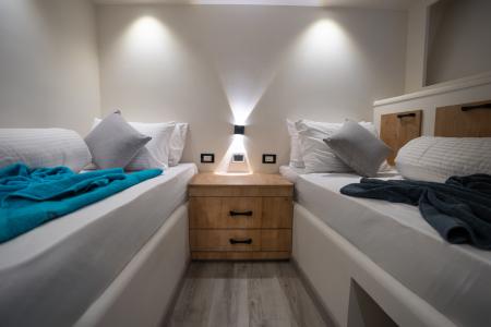 Twin Cabin