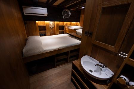 Double Cabin