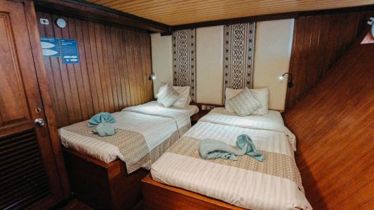 Twin Deluxe Cabin