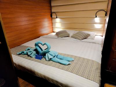 Double Cabin (#105 - 106)