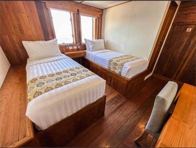 Second Twin Cabin