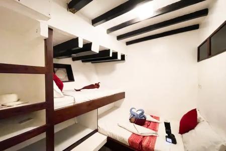 Twin Cabin