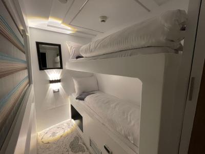 Twin Cabin