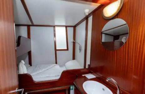 Twin Cabin B