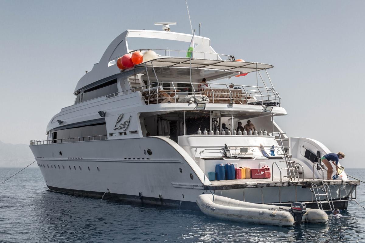 Boat image
