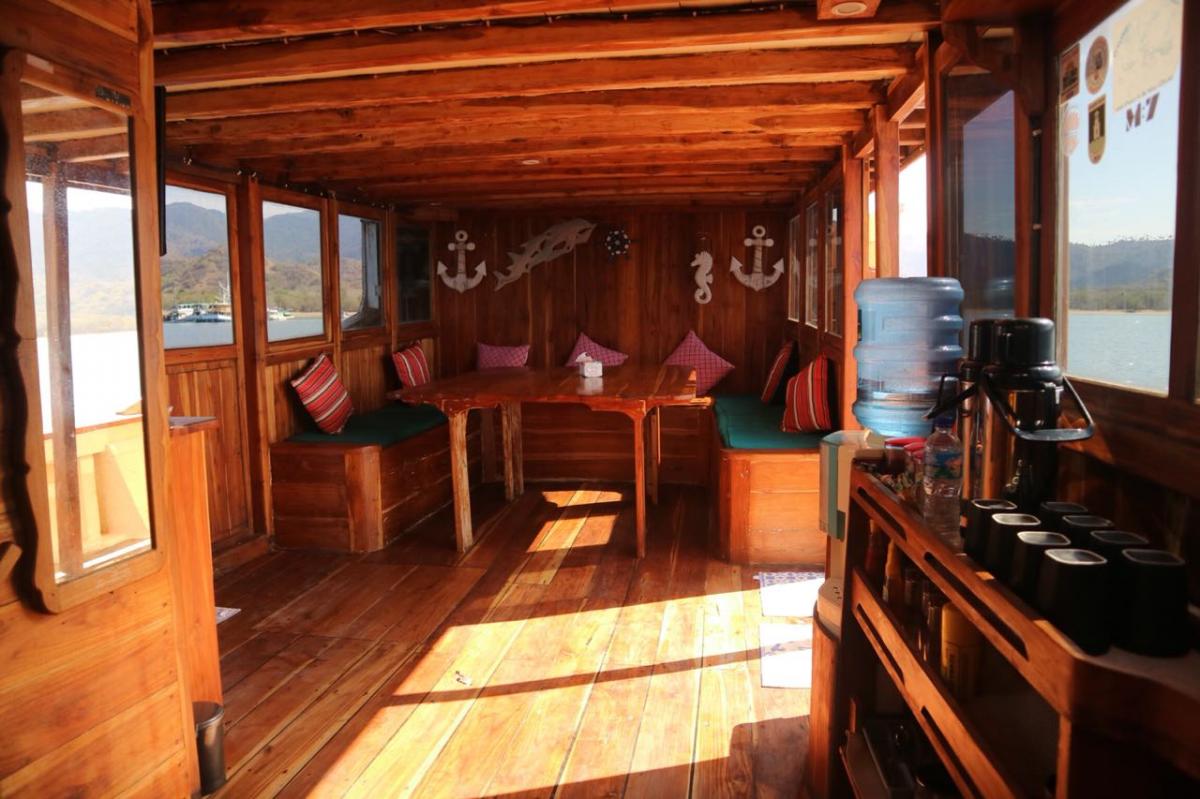Boat image
