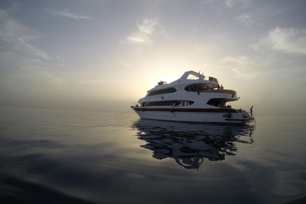Boat image