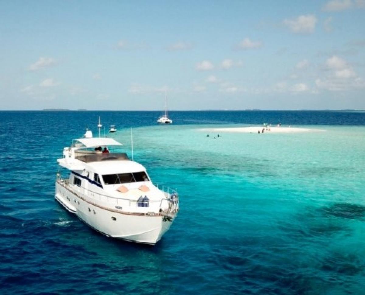 Boat image