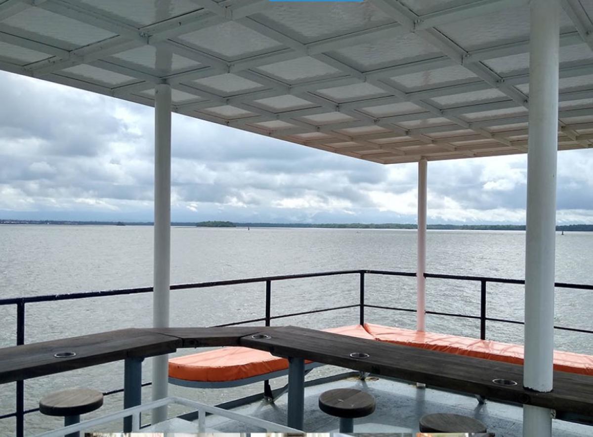 Boat image